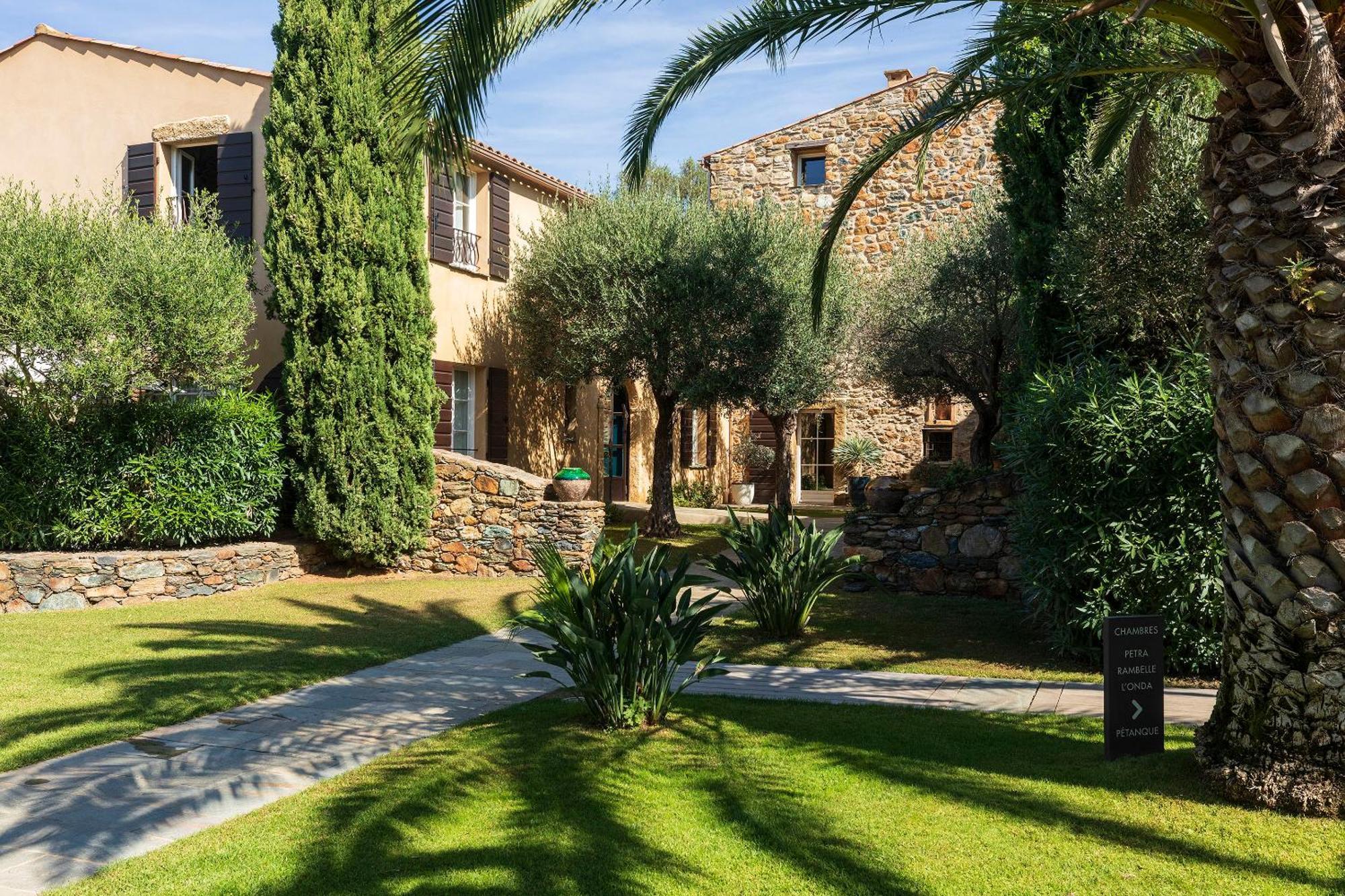 Hotel La Dimora & Spa Oletta  Exteriér fotografie